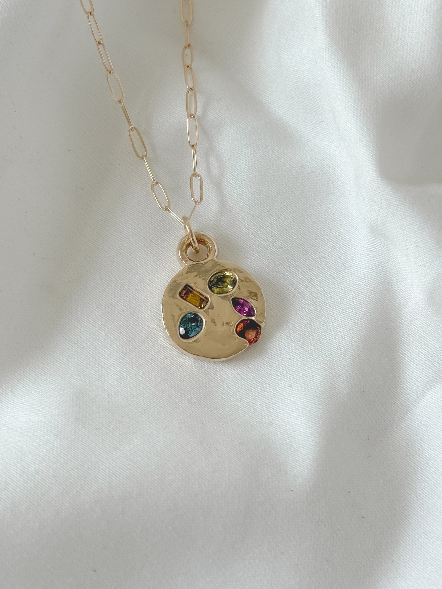Caris 5 Sapphire Necklace