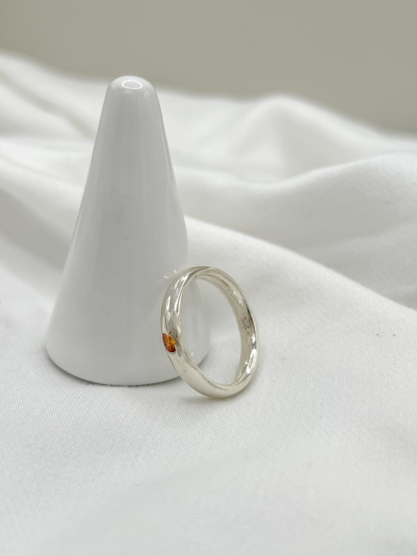 #2 Orange Sapphire 1 stone