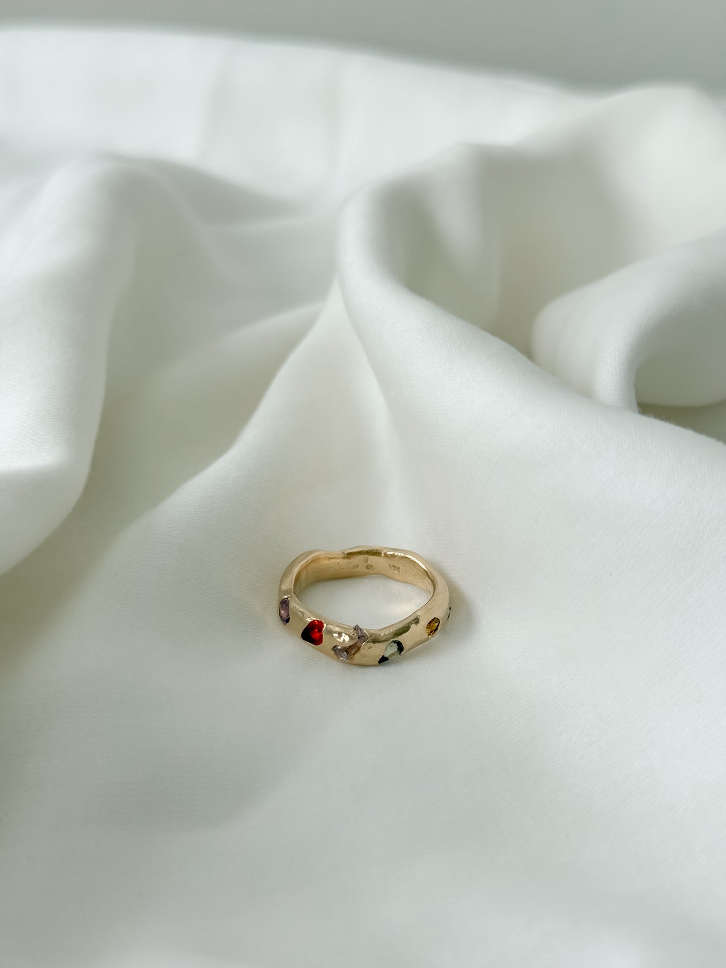 #31 Olas Sapphire 6 Stone