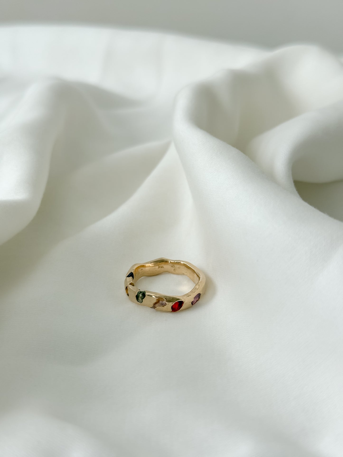 #31 Olas Sapphire 6 Stone