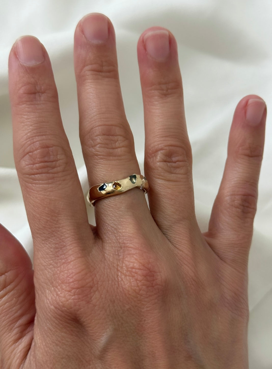 #31 Olas Sapphire 6 Stone