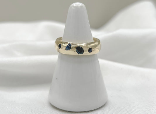 #10 Blue Sapphire 4 Stone