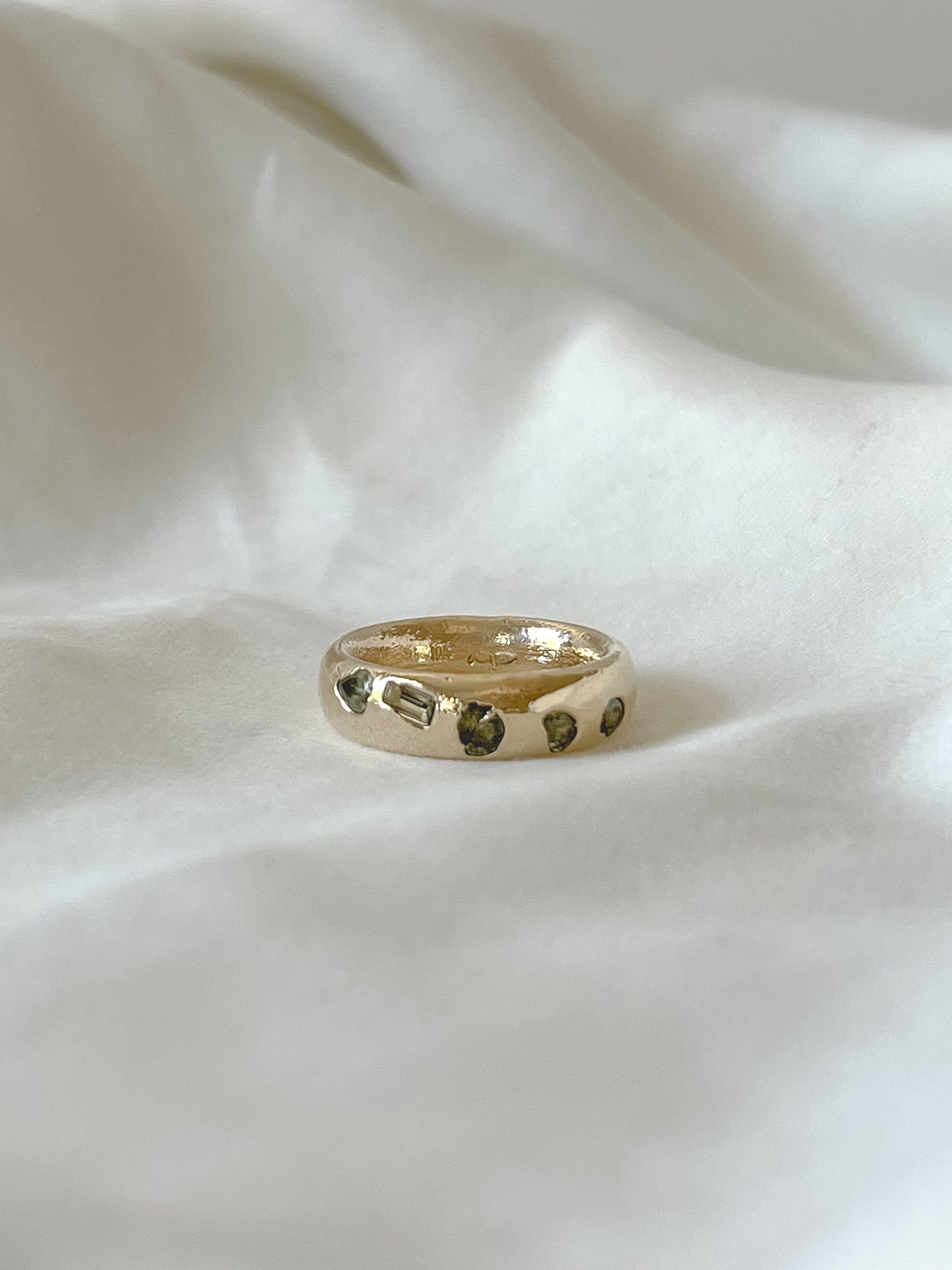 #34 Sapphire 5 Stone