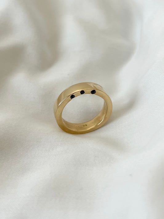 #22 Hidden Sapphire 3 Stone