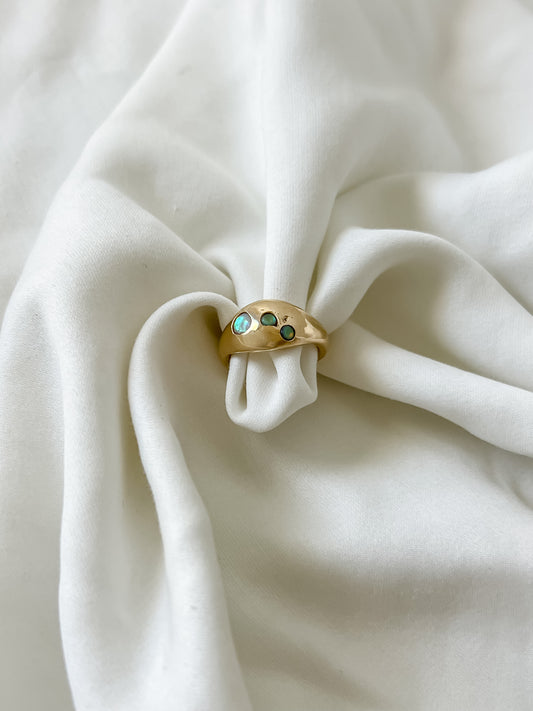 #24 Opal 3 Gemstone