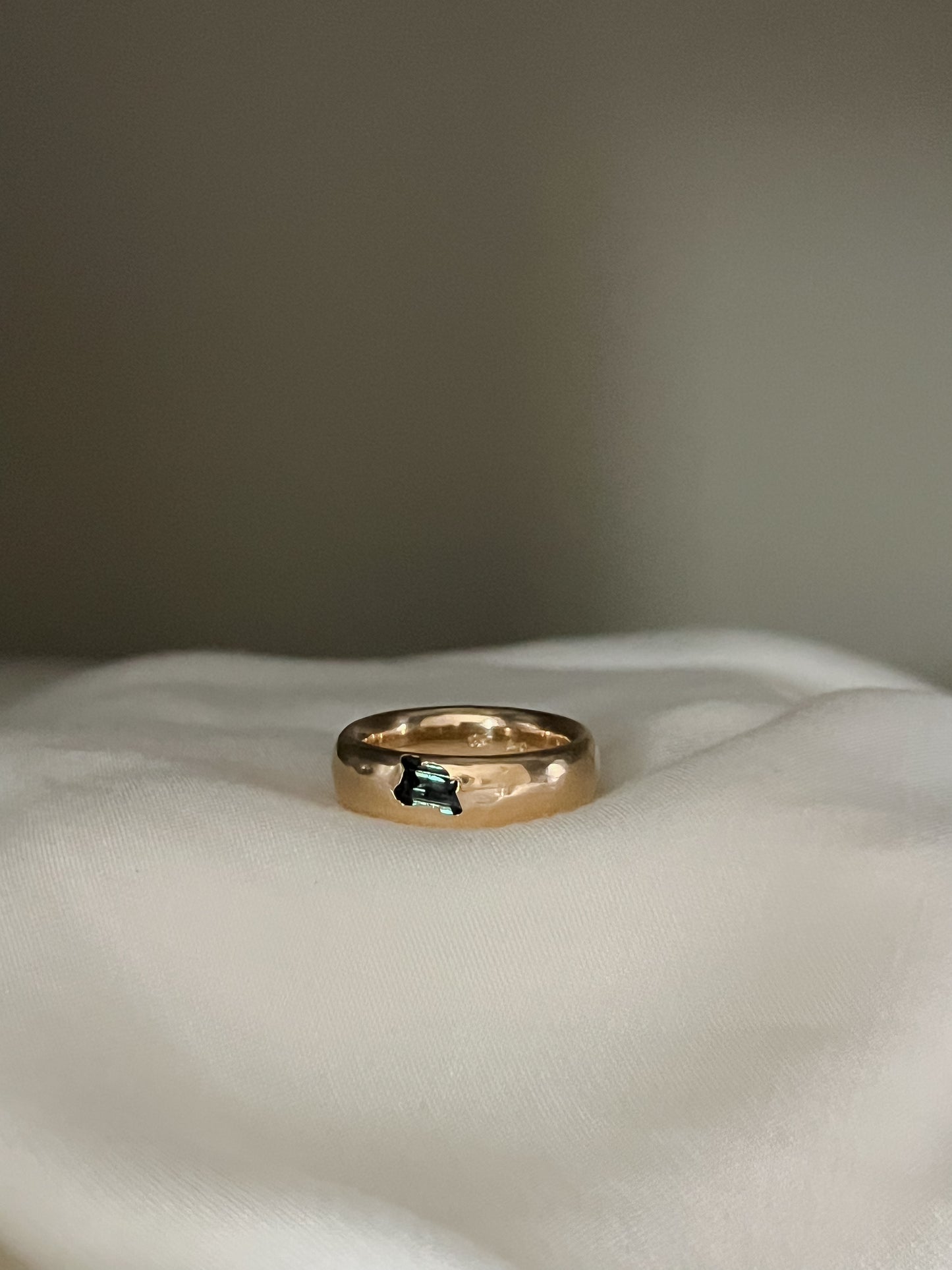 #40 Sapphire Gemstone