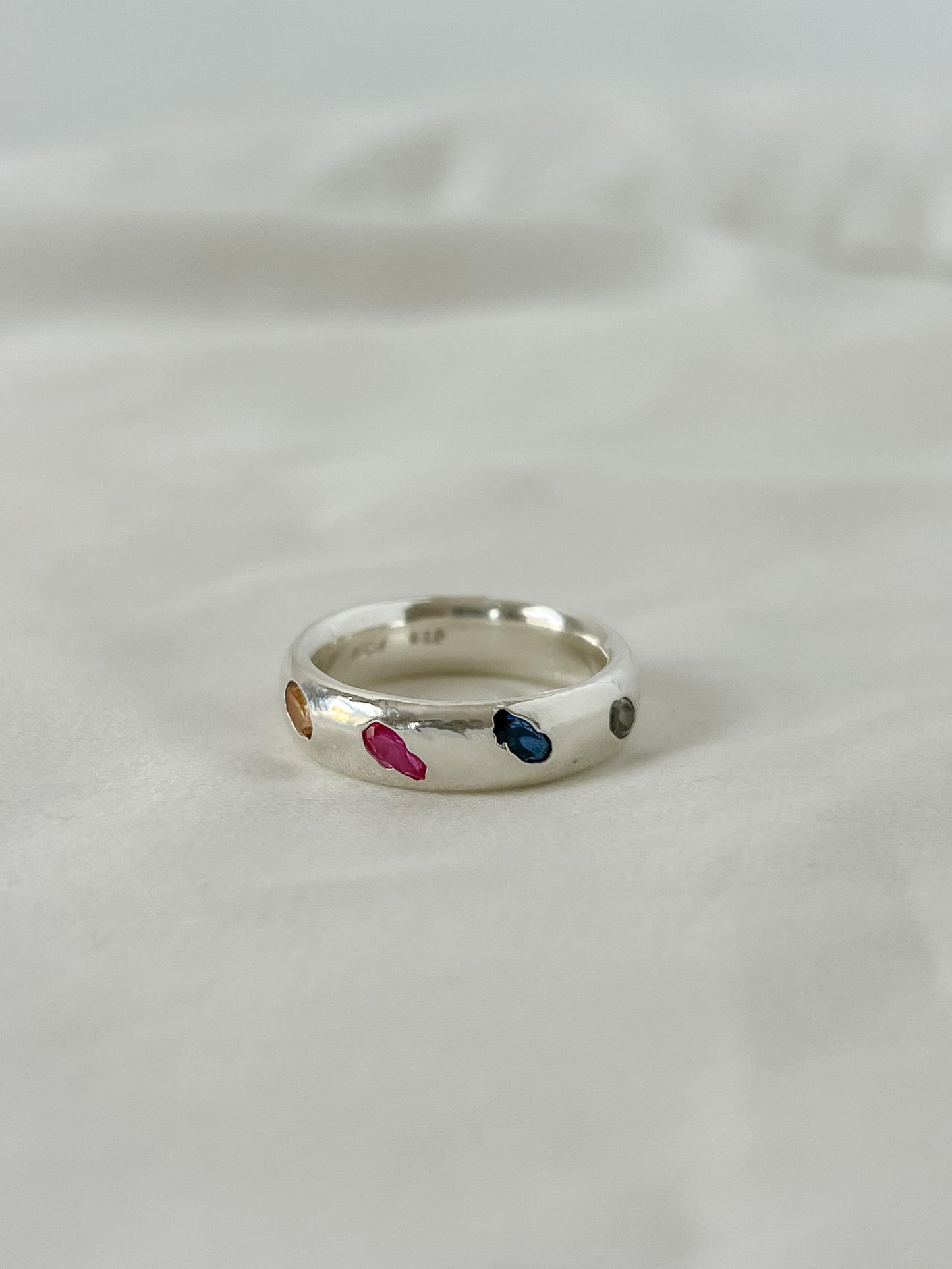 #41 Sapphire 4 Gemstone