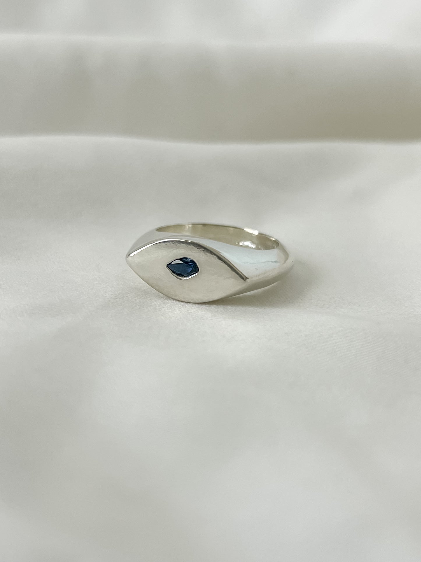 #42 Sapphire Gemstone