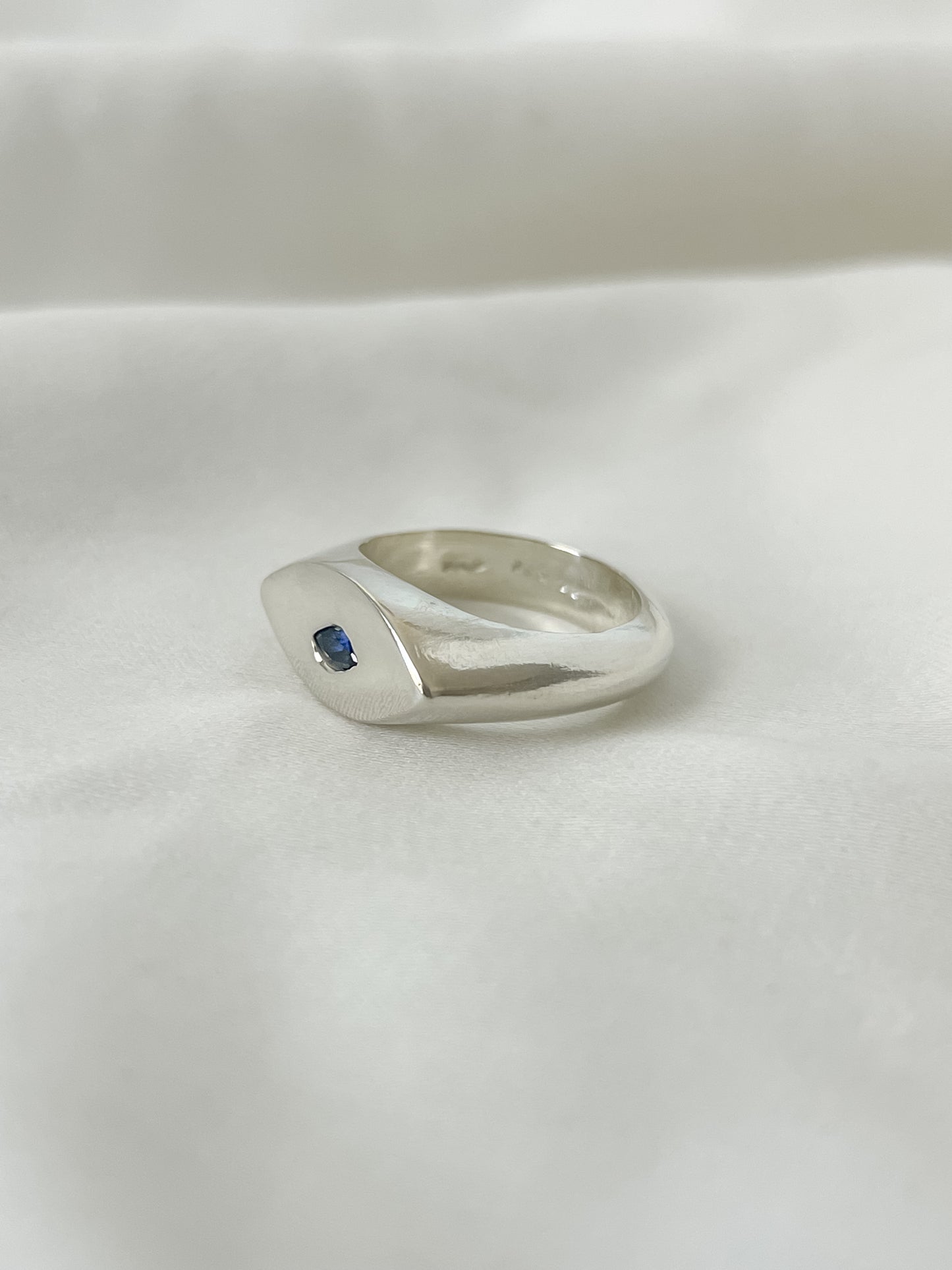 #42 Sapphire Gemstone