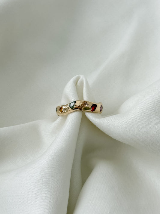 #31 Olas Sapphire 6 Stone